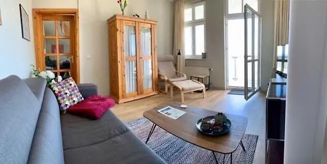 Haus Quisisana 11 - 450 * Goehren (Ruegen)