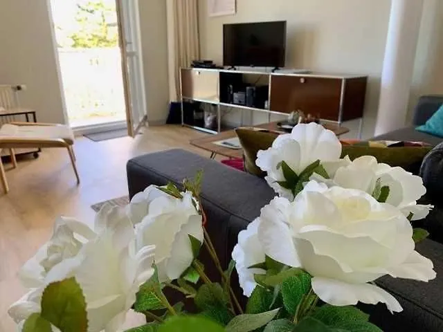 Haus Quisisana 11 - 450 * Goehren (Ruegen)